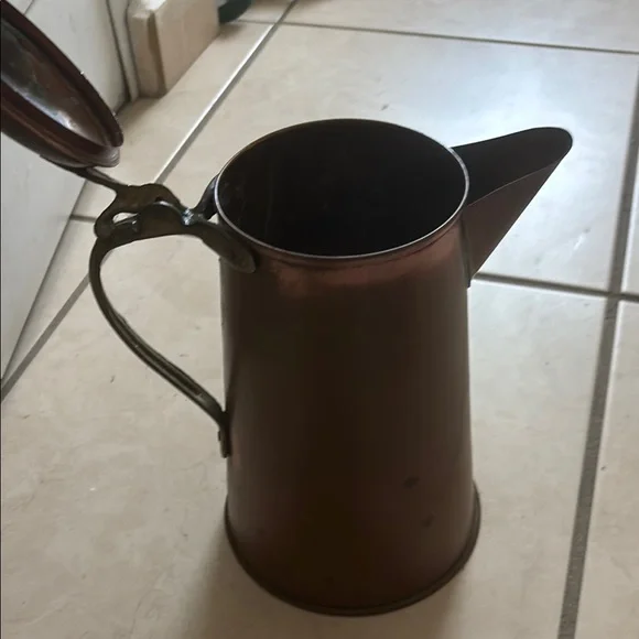 Others Follow Rustic Brown Coffee Pot or cooper - Picture 7 of 10